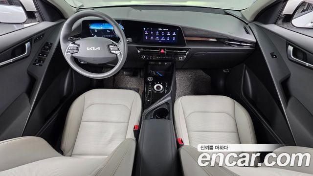 Kia Niro 2024 — photo 10