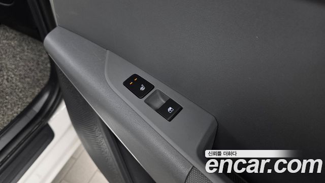 Kia Niro 2024 — photo 24