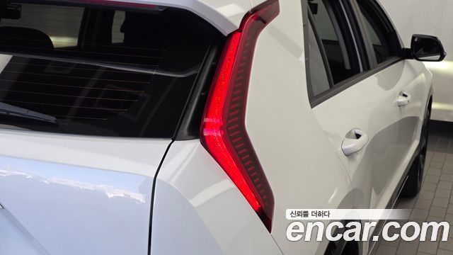 Kia Niro 2024 — photo 9