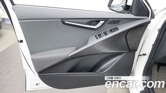 Kia Niro 2024 — photo 14