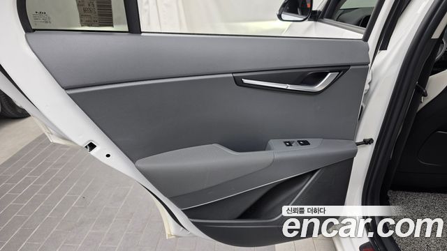 Kia Niro 2024 — photo 15