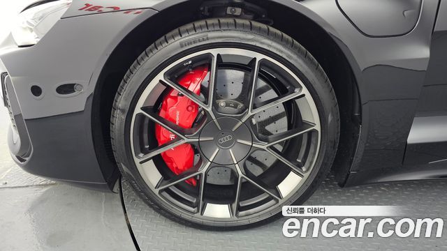Audi RS e-tron GT 2025 — photo 5