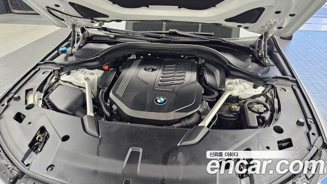 BMW Gran Turismo 2021 — photo 6