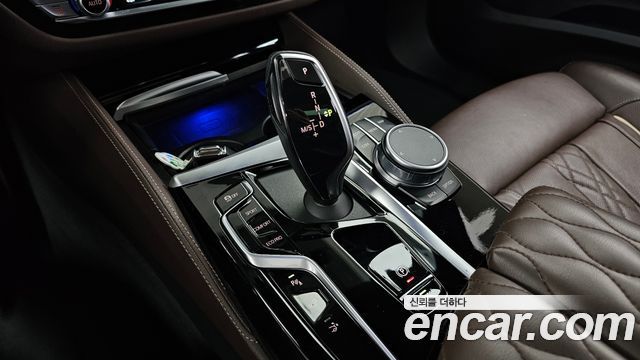 BMW Gran Turismo 2021 — photo 12
