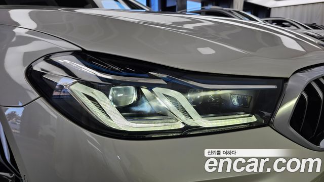 BMW Gran Turismo 2021 — photo 8