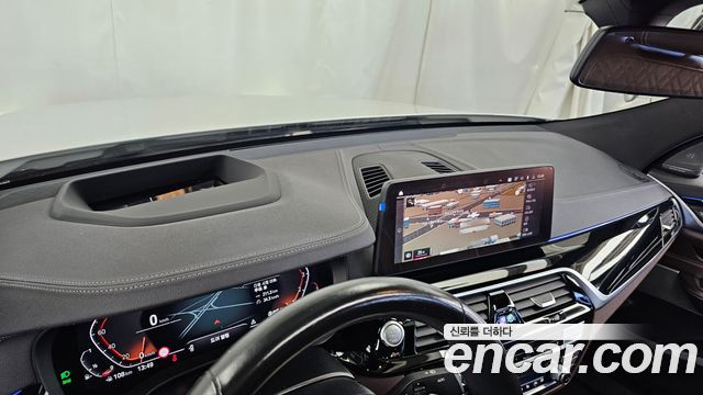 BMW Gran Turismo 2021 — photo 30
