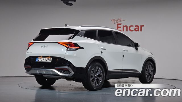 Kia Sportage 2022 — photo 2