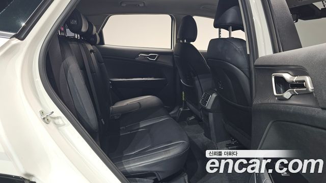 Kia Sportage 2022 — photo 17