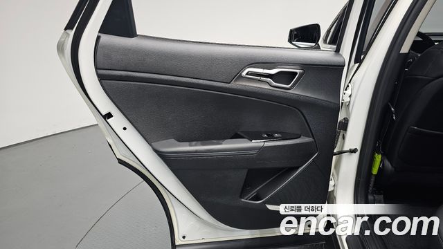 Kia Sportage 2022 — photo 15