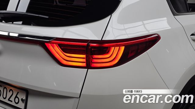 Kia Sportage 2018 — photo 9
