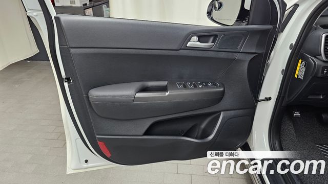 Kia Sportage 2018 — photo 14