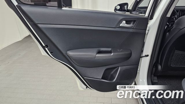 Kia Sportage 2018 — photo 15