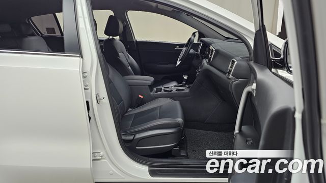 Kia Sportage 2018 — photo 16