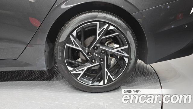 Kia K5 2025 — photo 7