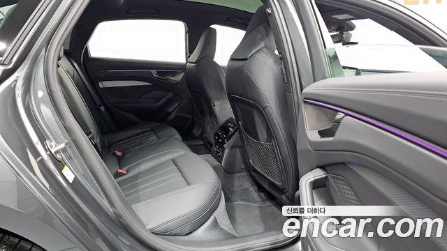 Audi A6 2026 — photo 12