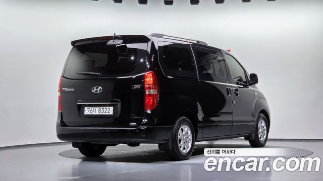 Hyundai Starex 2013 — photo 2
