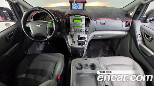 Hyundai Starex 2013 — photo 7