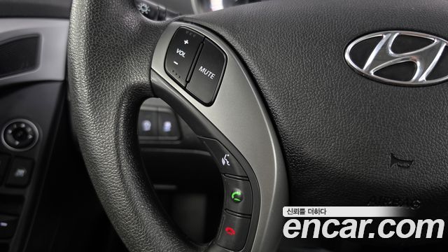 Hyundai AVANTE 2015 — photo 23