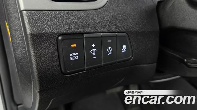 Hyundai AVANTE 2015 — photo 28