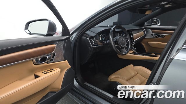 Volvo S90 2019 — photo 13