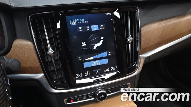 Volvo S90 2019 — photo 23
