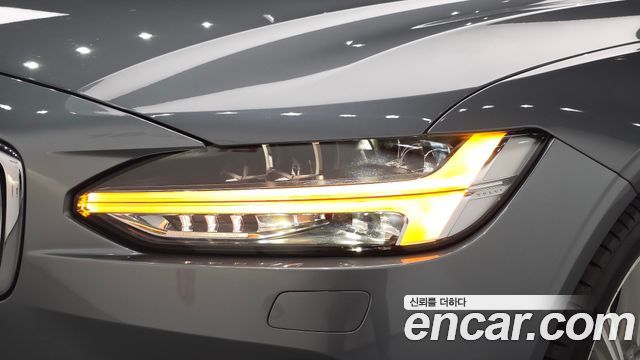 Volvo S90 2019 — photo 8