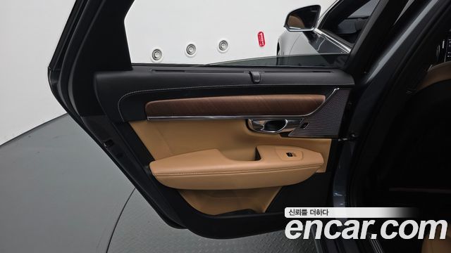 Volvo S90 2019 — photo 15