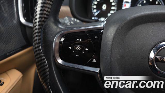 Volvo S90 2019 — photo 31