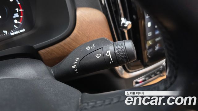 Volvo S90 2019 — photo 38