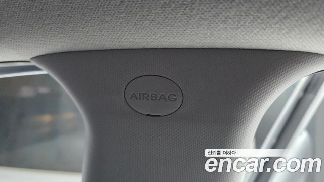 Hyundai AVANTE 2015 — photo 25