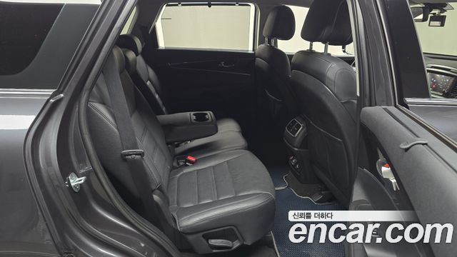 Kia Sorento 2015 — photo 17