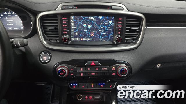 Kia Sorento 2015 — photo 19