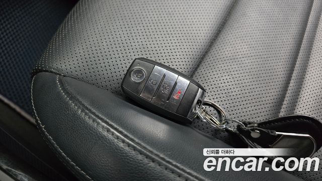 Kia Sorento 2015 — photo 22