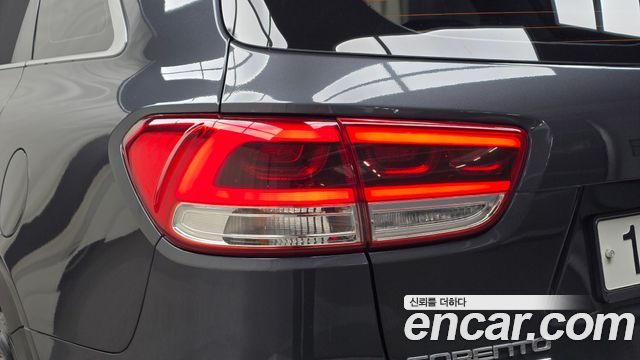 Kia Sorento 2015 — photo 9