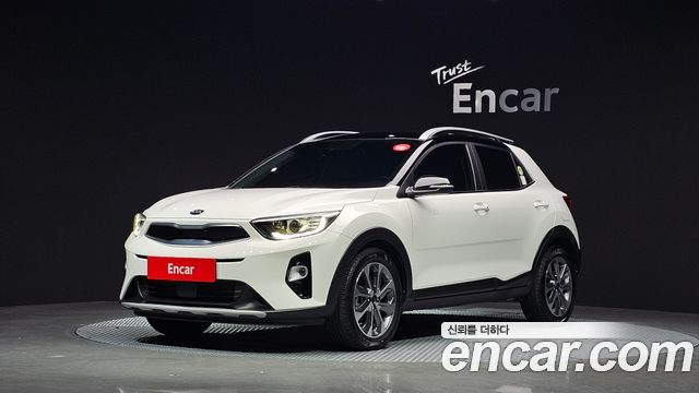Kia Stonic 2020 — photo 1