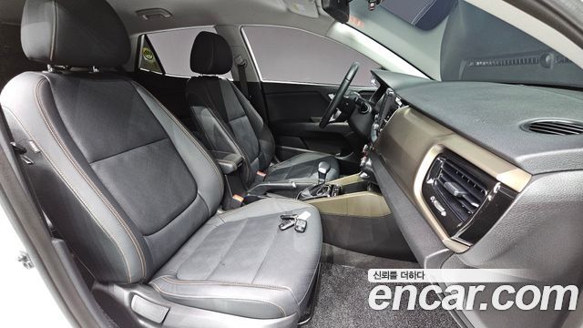 Kia Stonic 2020 — photo 13