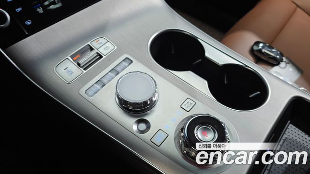 Genesis GV70 2026 — photo 12