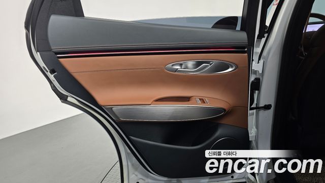 Genesis GV70 2026 — photo 15