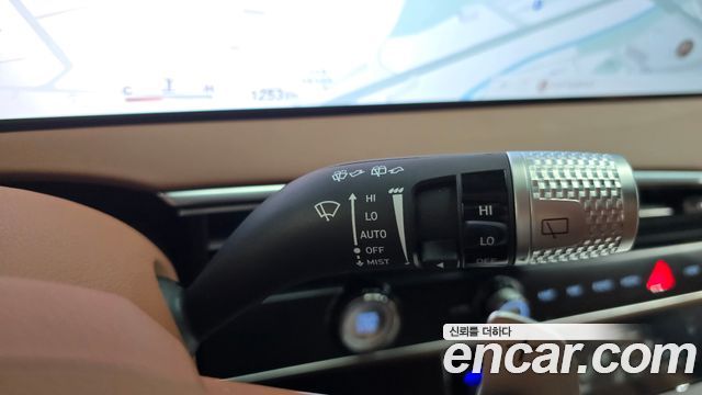 Genesis GV70 2026 — photo 28