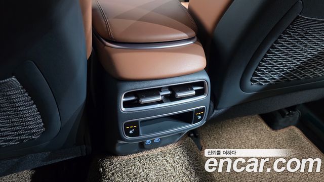 Genesis GV70 2026 — photo 29
