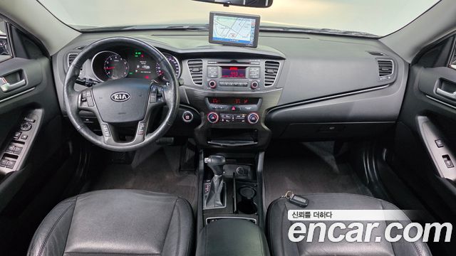 Kia K7 2012 — photo 10