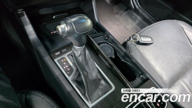 Kia K7 2012 — photo 12