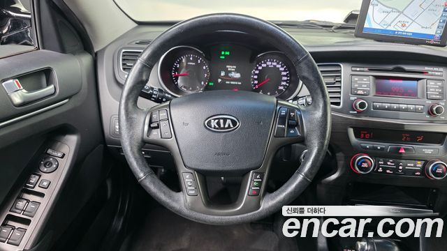Kia K7 2012 — photo 19