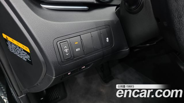 Kia K7 2012 — photo 23