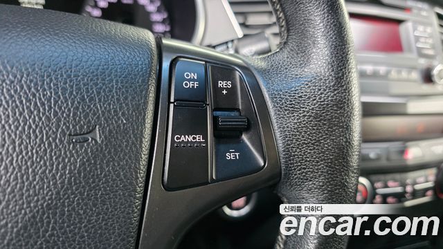 Kia K7 2012 — photo 24