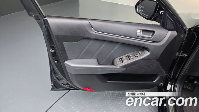 Kia K7 2012 — photo 14