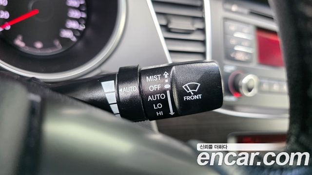 Kia K7 2012 — photo 28