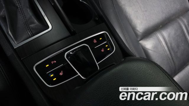 Kia K7 2012 — photo 30