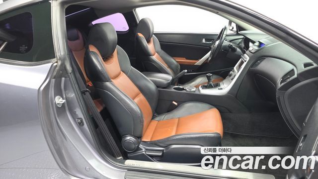 Hyundai Genesis 2010 — photo 11