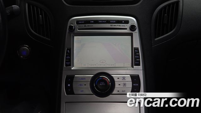Hyundai Genesis 2010 — photo 14
